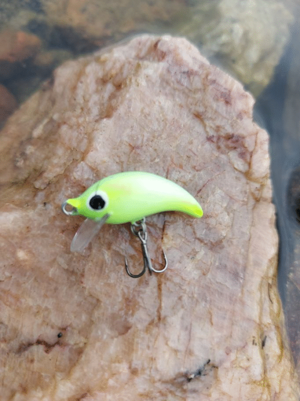 Siikavaappu käsintehty 3 cm 1 g. Pienempi koukku, kaksi eri versiota - Image 10