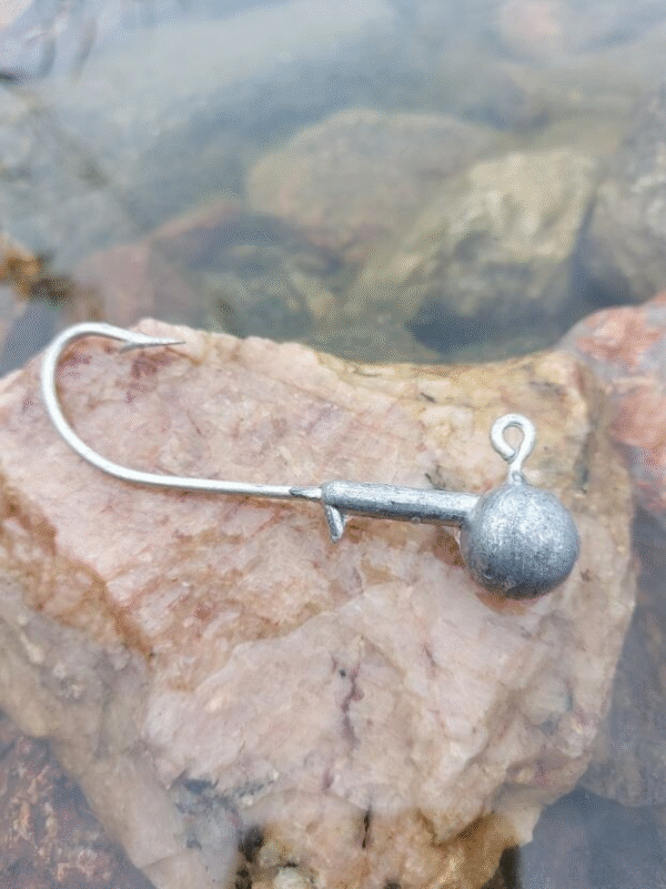 Jigipää pitkä varsi 9 cm / painot 30 g, 32 g ja 44 g