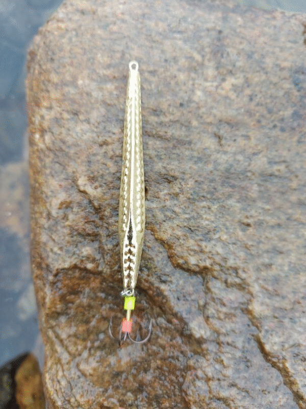 HRT pystypilkki pitkä 7 cm 14 g metallivärit 3-haarakoukku - Image 4