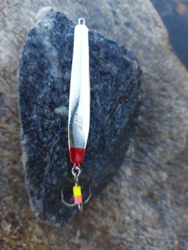 HRT pystypilkki sileä pinta 5.5 cm 11 g 3-haarakoukku - Image 4