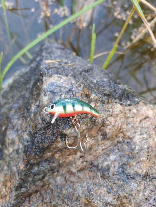 Siikavaappu isolla koukulla 3 cm 1,5 g käsintehty - Image 3